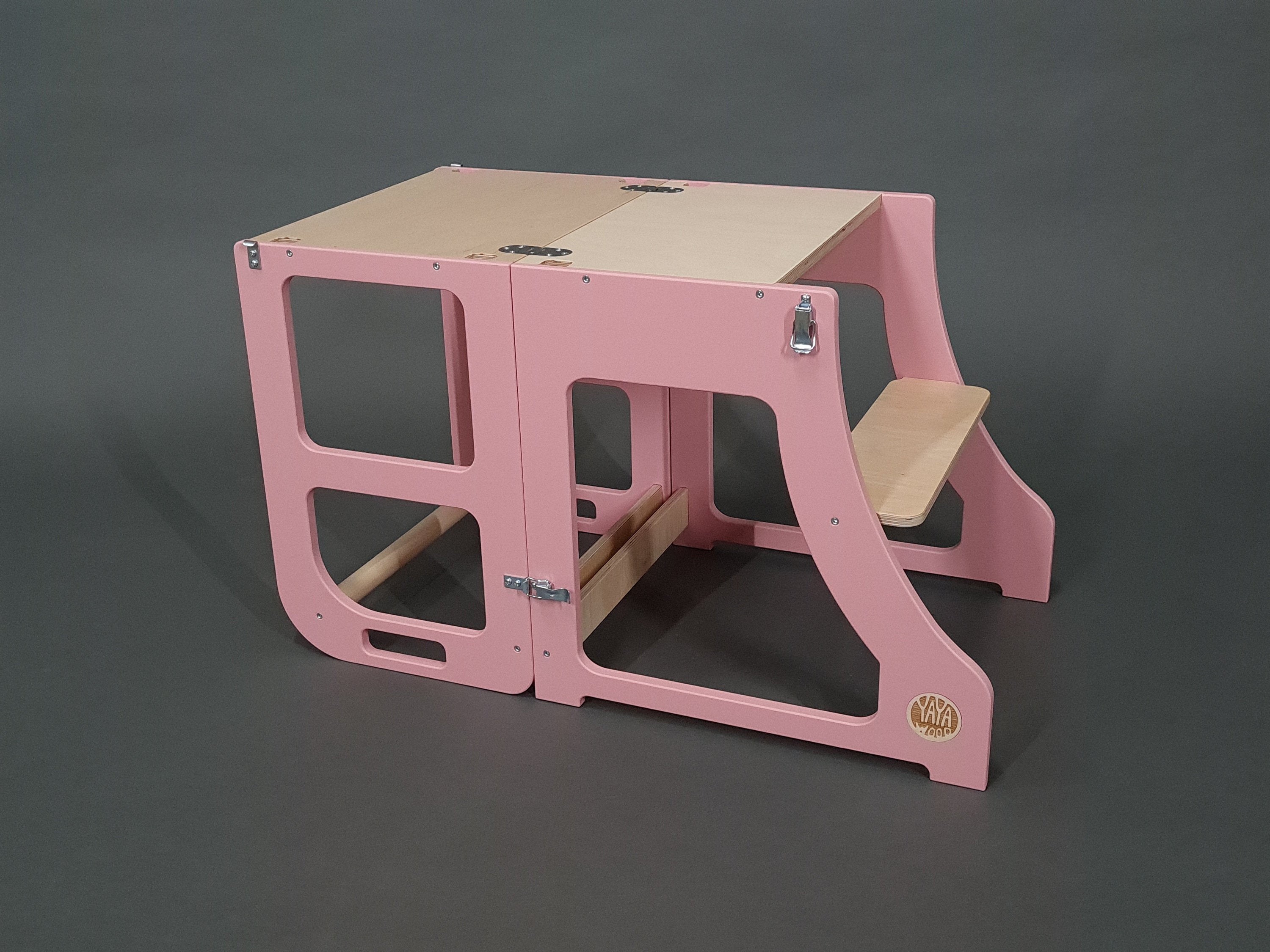 Helper Tower with Slide & Transformable Table